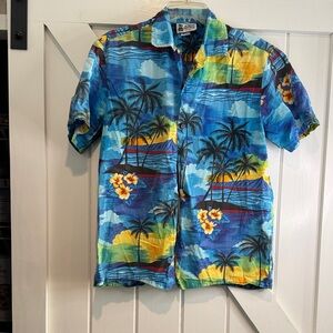 Tropical Shores Men’s Blue Palm Print Short-Sleeve Button-Down Shirt